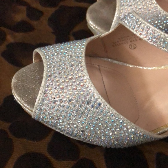 Iridescent Dressy Sandal - Picture 5 of 7